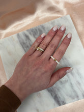 Načítať obrázok do zobrazovača galérie, Prstienok PEARL GOLD