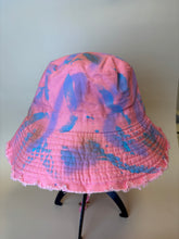 Načítať obrázok do zobrazovača galérie, Ručne maľovaný klobúk – originál od Šmrnc