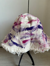 Načítať obrázok do zobrazovača galérie, Ručne maľovaný klobúk – originál od Šmrnc