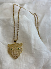 Načítať obrázok do zobrazovača galérie, Zlatý náhrdelník s hlavou tigra