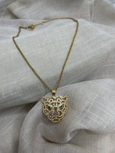 Načítať obrázok do zobrazovača galérie, Zlatý náhrdelník s hlavou tigra