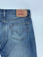 Načítať obrázok do zobrazovača galérie, Reworked Levi&#39;s nohavice
